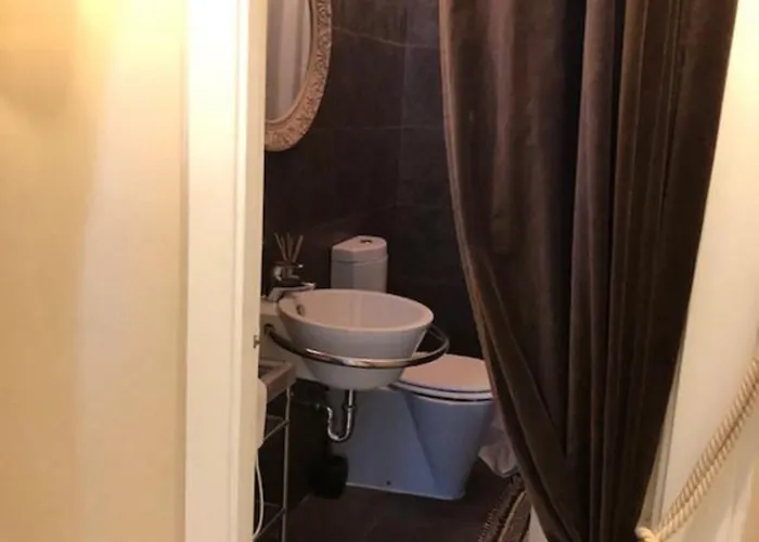 La Dimora Del Casanova Boutique Bed & Breakfast 3*