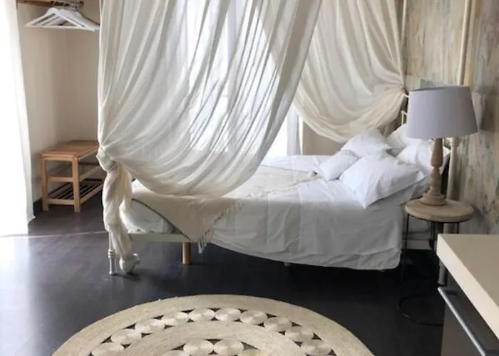 Bed & Breakfast La Dimora Del Casanova Boutique 3*